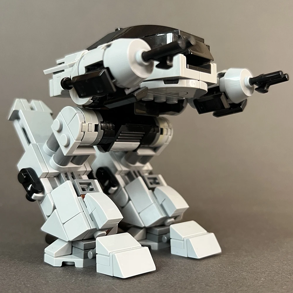 MOC Mechaniczne Wojenne Policy – Model Kit Robocop recenzja i cena