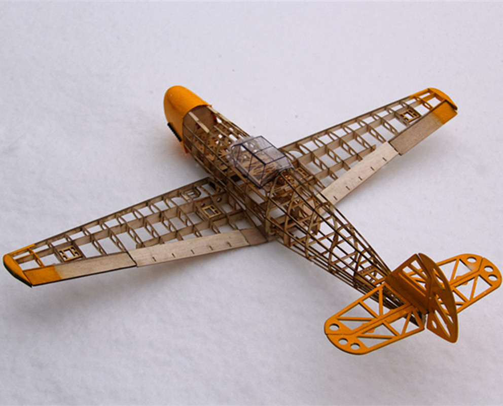 Samolot RC wycinany laserowo s – Model Kit Simulator recenzja i cena