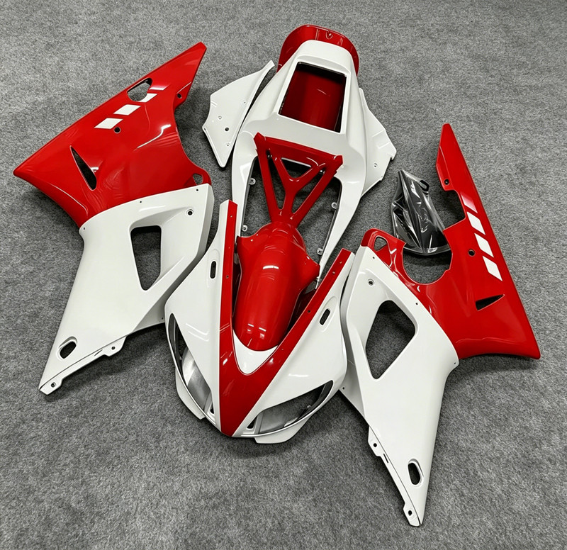 4-częściowy nowy zestaw owiewe – Model Kit Yamaha R1 recenzja i cena