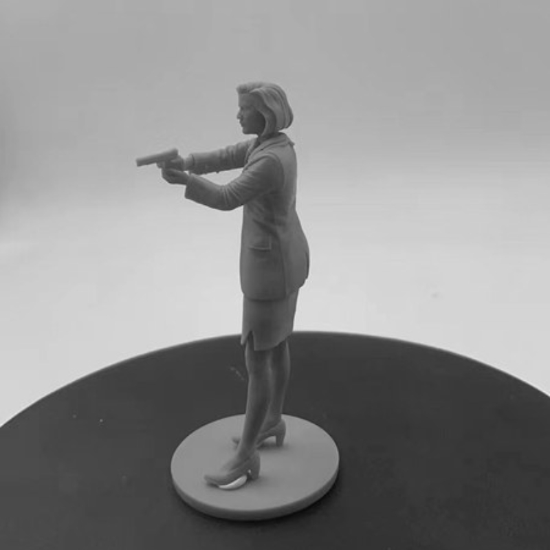 Gillian Anderson Cully 75mm ży – Model Kit Reshiram recenzja i cena