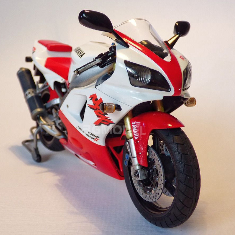 Tamiya 14073 statycznie zmonto – Model Kit Yamaha R1 recenzja i cena